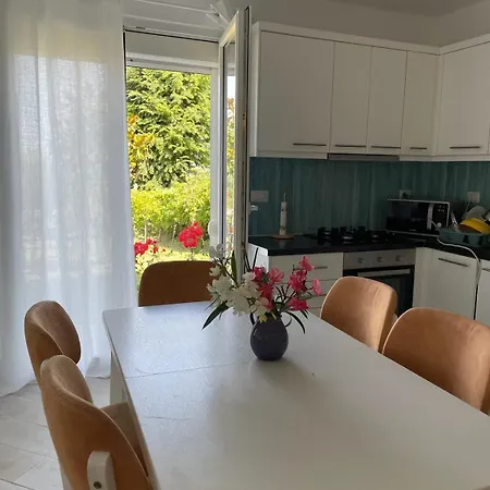 Holiday home Village Getaway Kallmet i Madh
